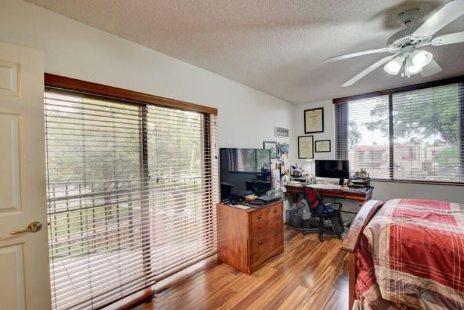 出租: $2,650 (2 贝兹, 2 浴室, 1302 平方英尺)