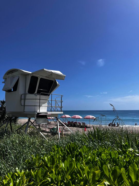 For Rent: $2,250 (1 beds, 4 baths, 2400 Square Feet)