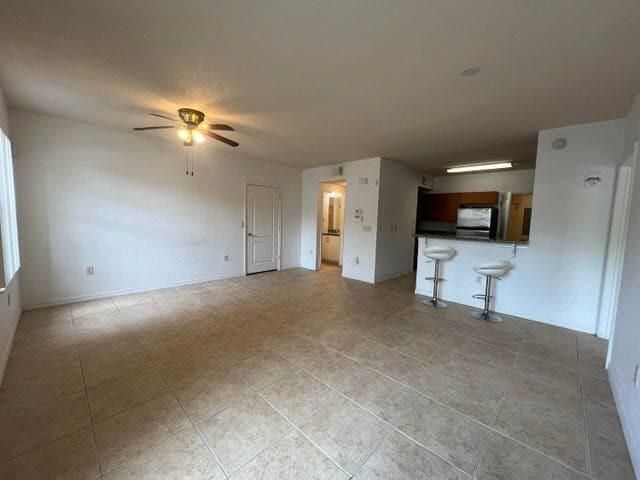For Sale: $195,000 (2 beds, 2 baths, 1141 Square Feet)