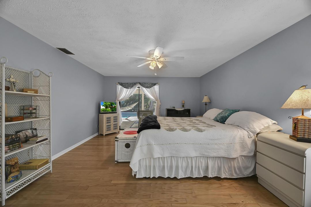 На продажу: $649,900 (3 спален, 2 ванн, 2154 Квадратных фут)