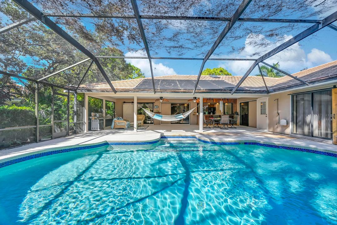 На продажу: $649,900 (3 спален, 2 ванн, 2154 Квадратных фут)