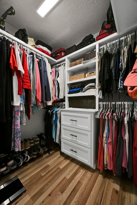 На продажу: $649,900 (3 спален, 2 ванн, 2154 Квадратных фут)