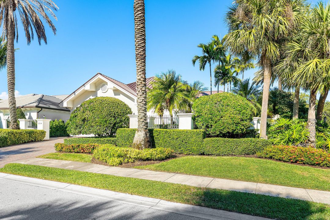 For Sale: $2,900,000 (4 beds, 4 baths, 3143 Square Feet)