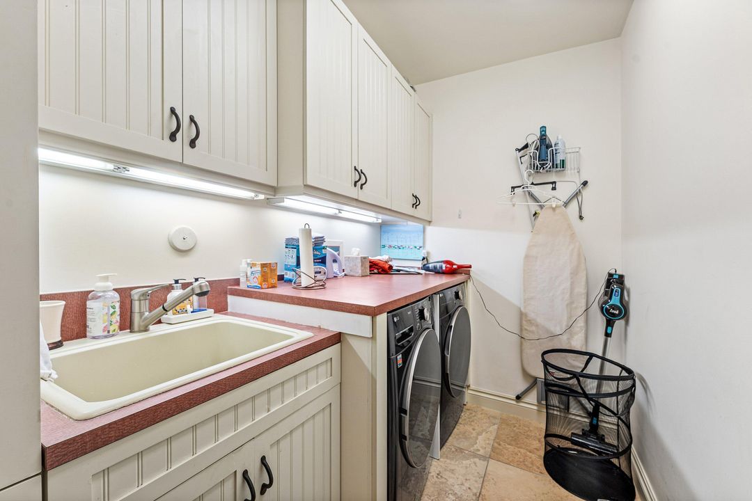 For Sale: $2,900,000 (4 beds, 4 baths, 3143 Square Feet)