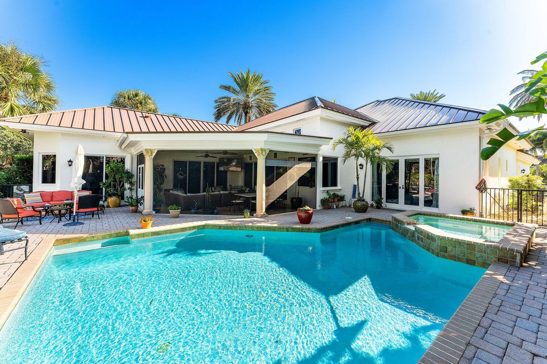 For Sale: $2,900,000 (4 beds, 4 baths, 3143 Square Feet)