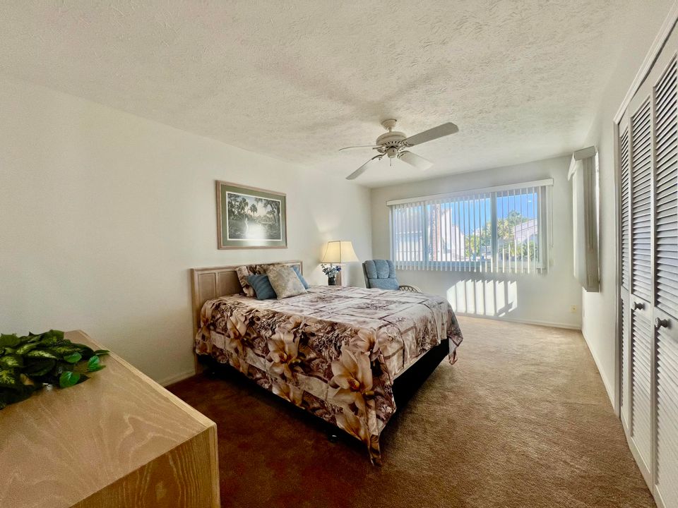 For Sale: $725,000 (3 beds, 2 baths, 1780 Square Feet)