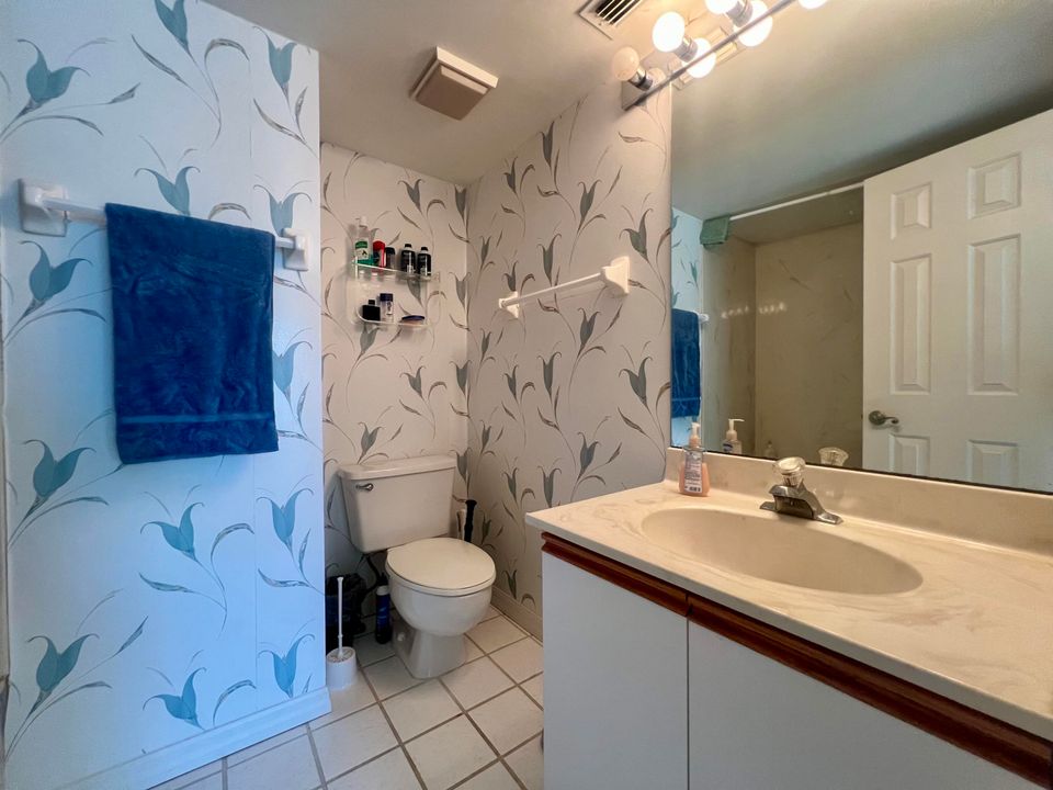 For Sale: $725,000 (3 beds, 2 baths, 1780 Square Feet)