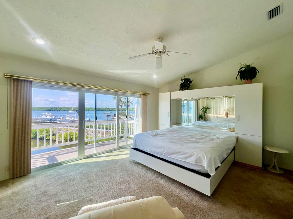 For Sale: $725,000 (3 beds, 2 baths, 1780 Square Feet)