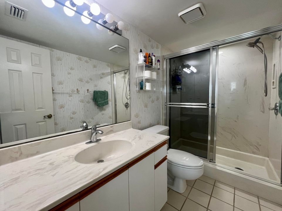 For Sale: $725,000 (3 beds, 2 baths, 1780 Square Feet)