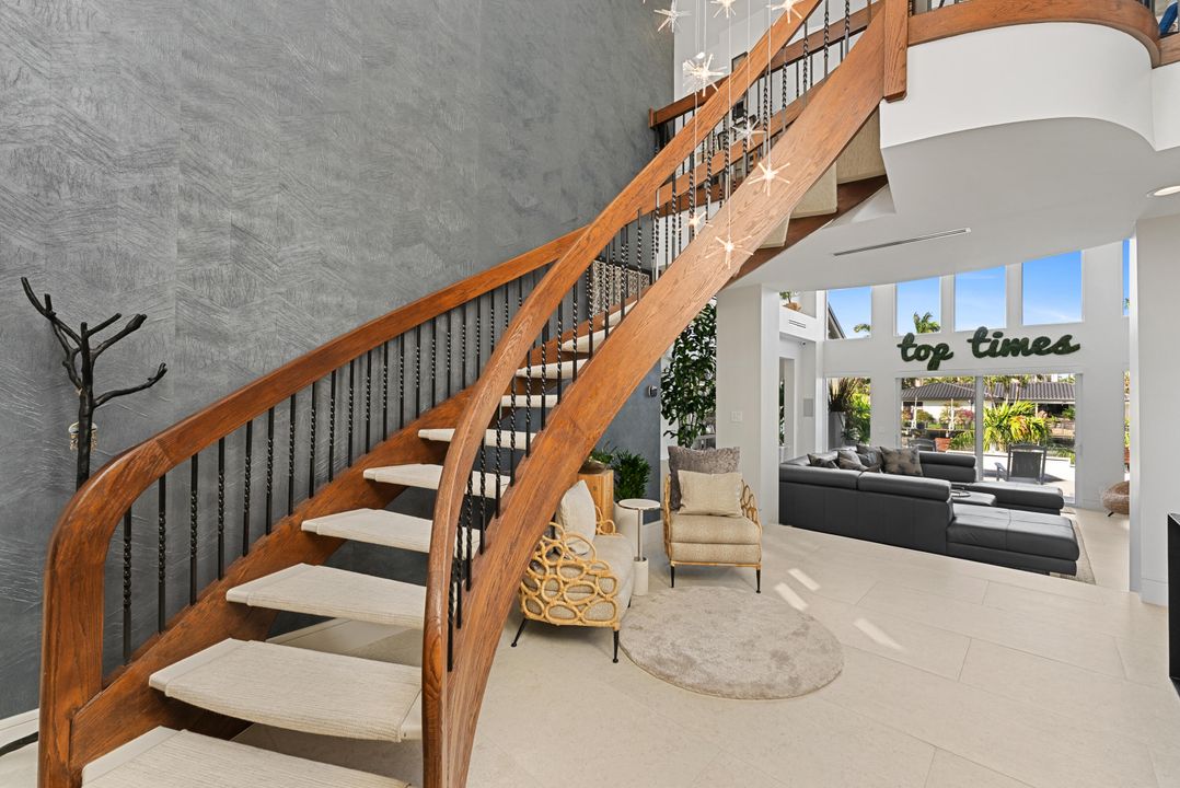 待售: $8,750,000 (8 贝兹, 7 浴室, 6498 平方英尺)