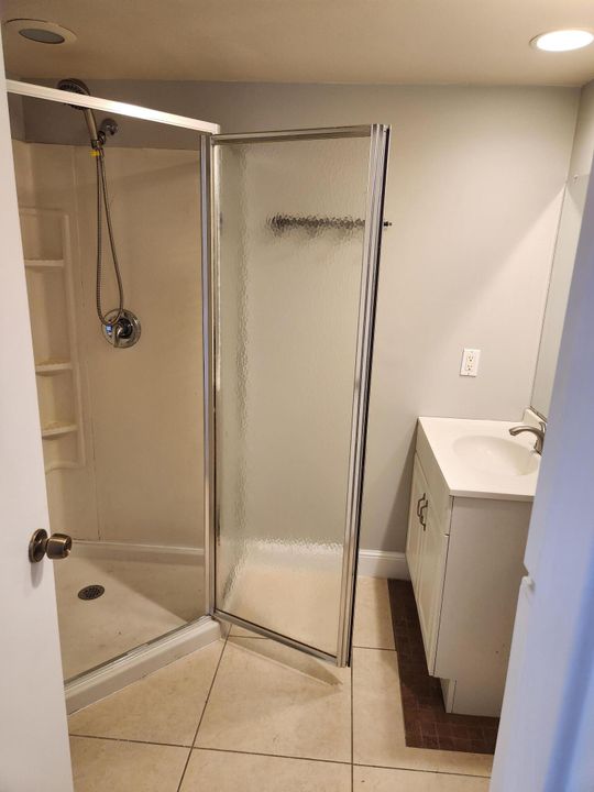 В аренду: $2,200 (2 спален, 2 ванн, 1236 Квадратных фут)