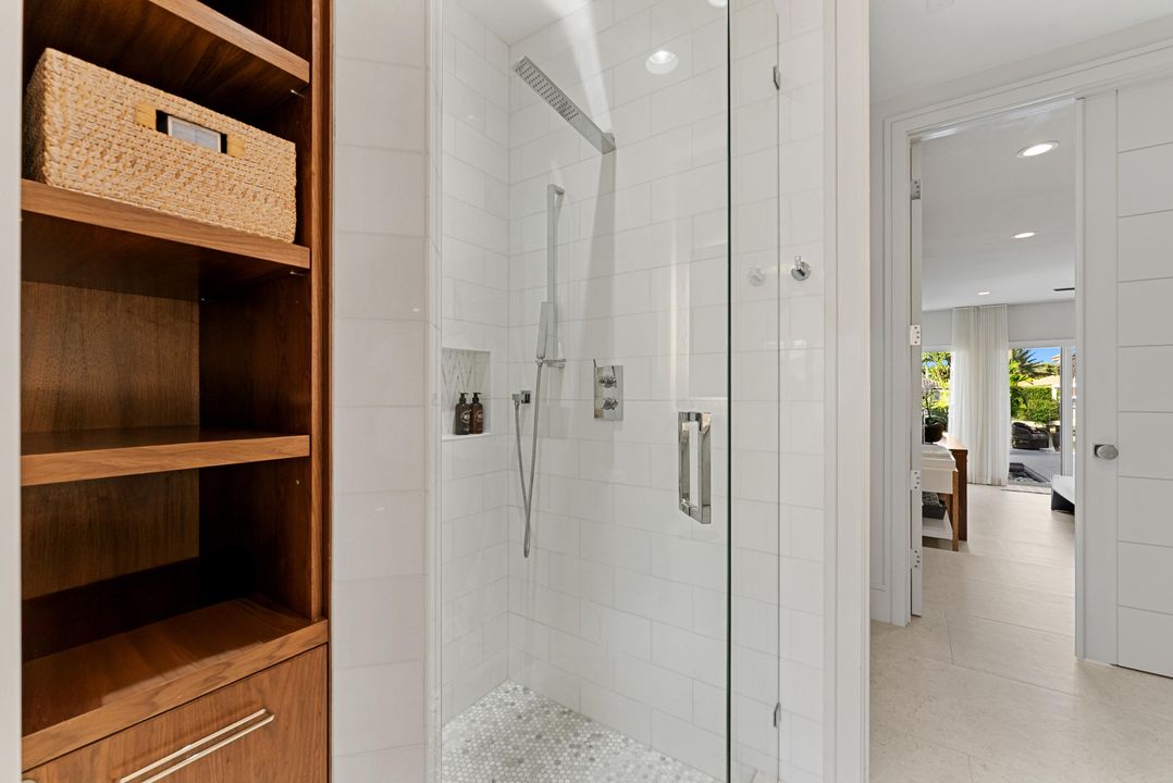 待售: $8,750,000 (8 贝兹, 7 浴室, 6498 平方英尺)