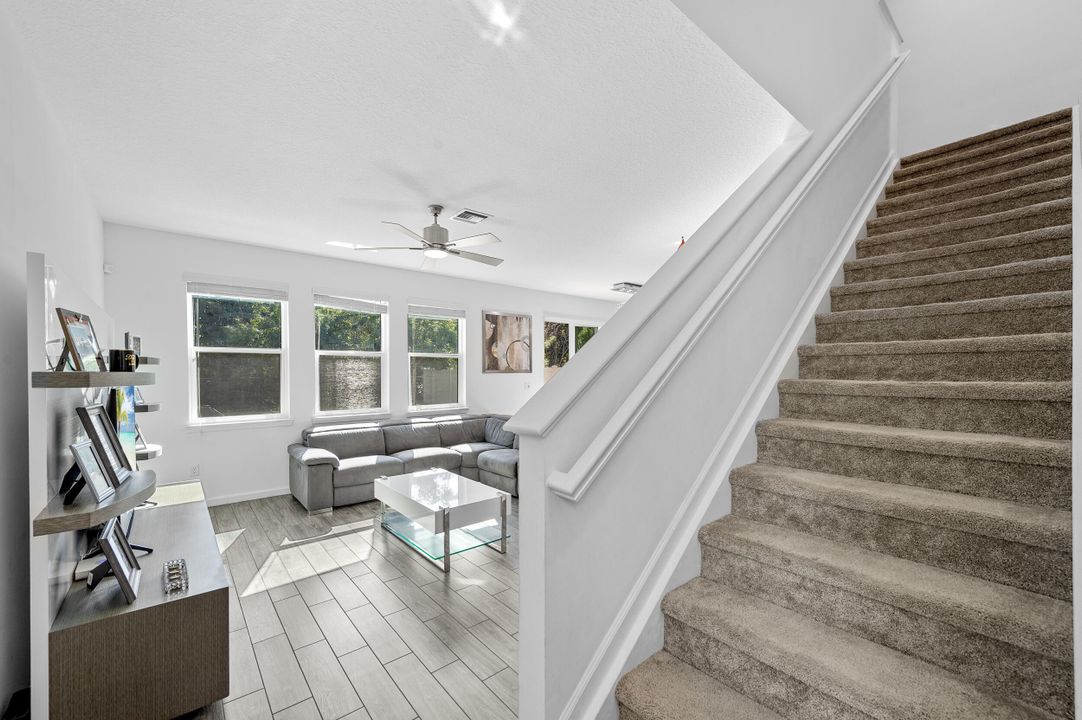 For Sale: $549,900 (3 beds, 2 baths, 1692 Square Feet)