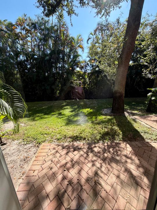 出租: $2,995 (4 贝兹, 3 浴室, 2018 平方英尺)