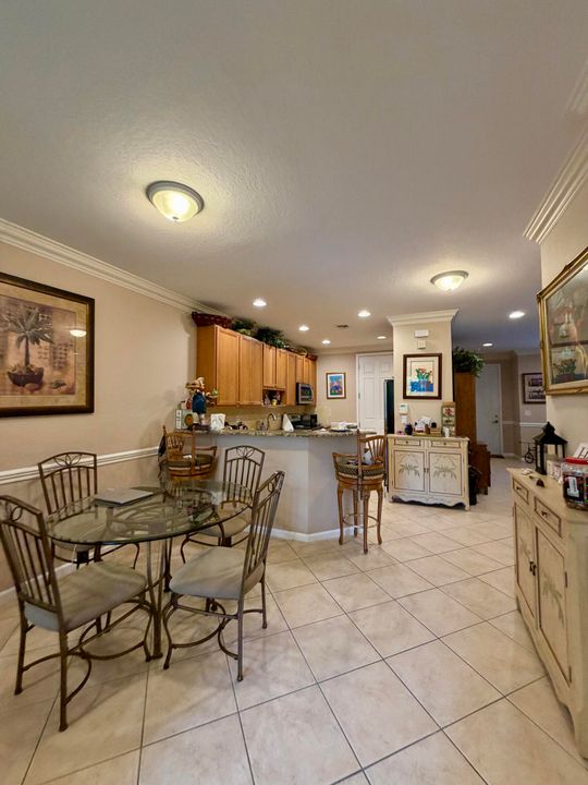 出租: $2,995 (4 贝兹, 3 浴室, 2018 平方英尺)