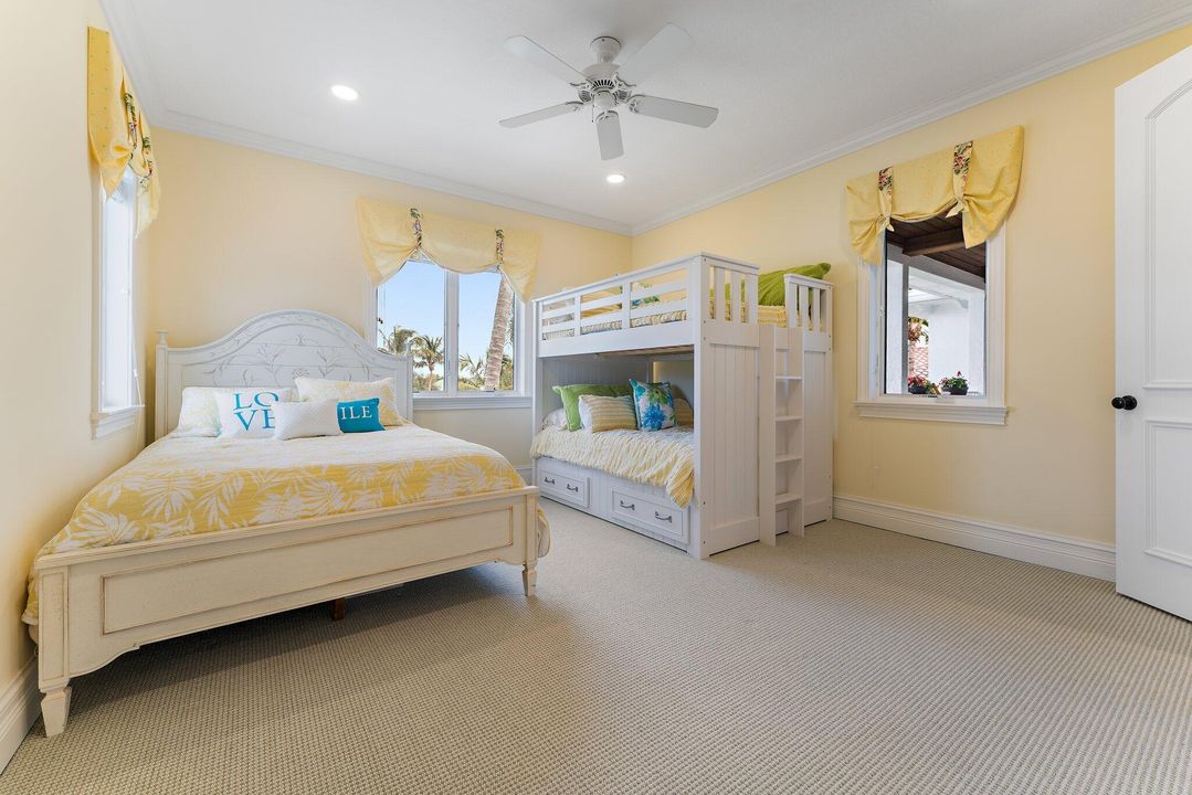 En Venta: $4,500,000 (4 camas, 4 baños, 4582 Pies cuadrados)