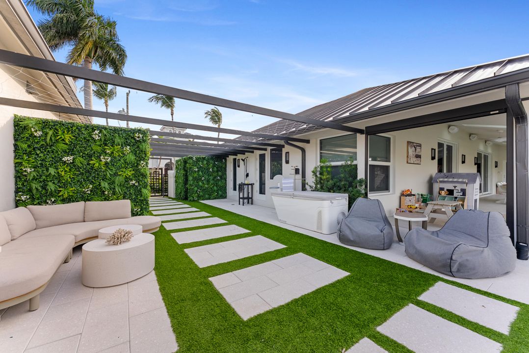 待售: $8,750,000 (8 贝兹, 7 浴室, 6498 平方英尺)