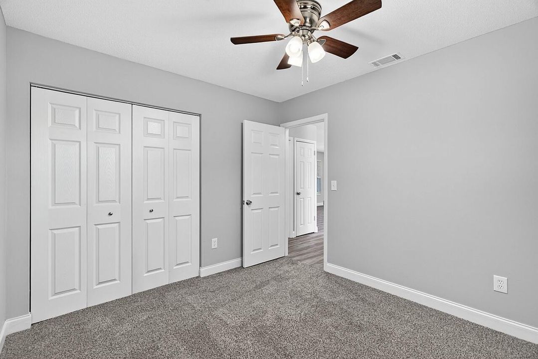 Active With Contract: $295,000 (3 beds, 2 baths, 1325 Square Feet)