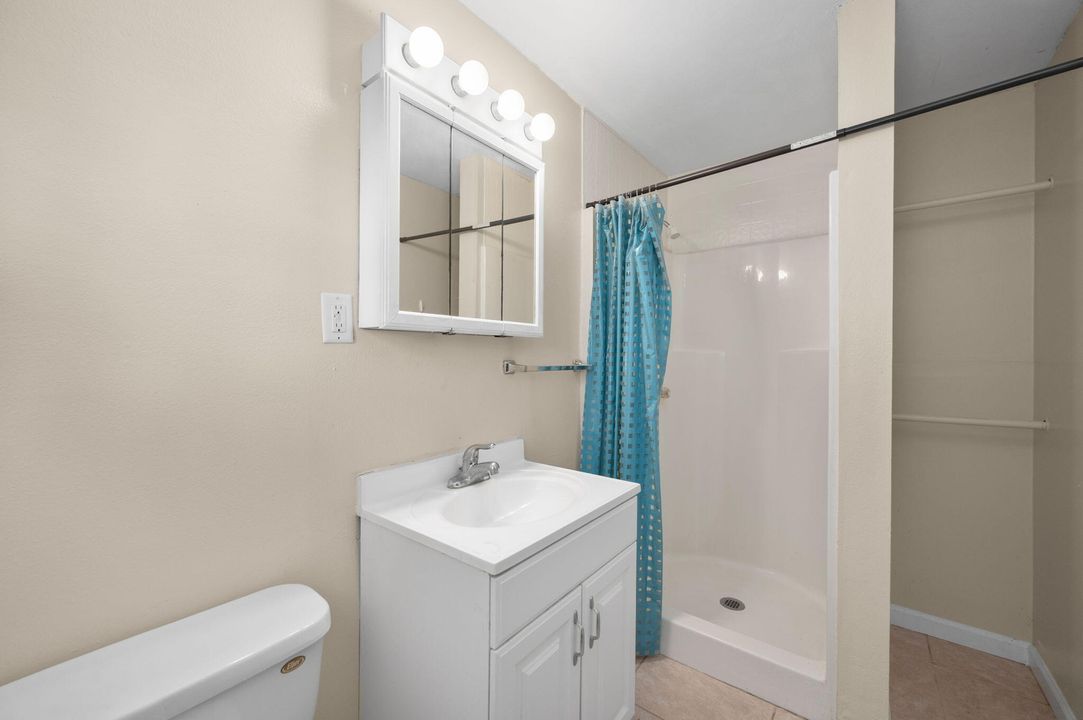 For Sale: $280,577 (3 beds, 2 baths, 1324 Square Feet)