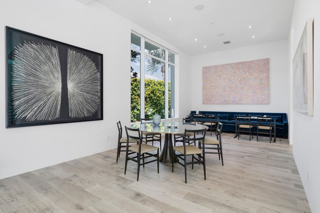 For Sale: $14,495,000 (6 beds, 7 baths, 7911 Square Feet)