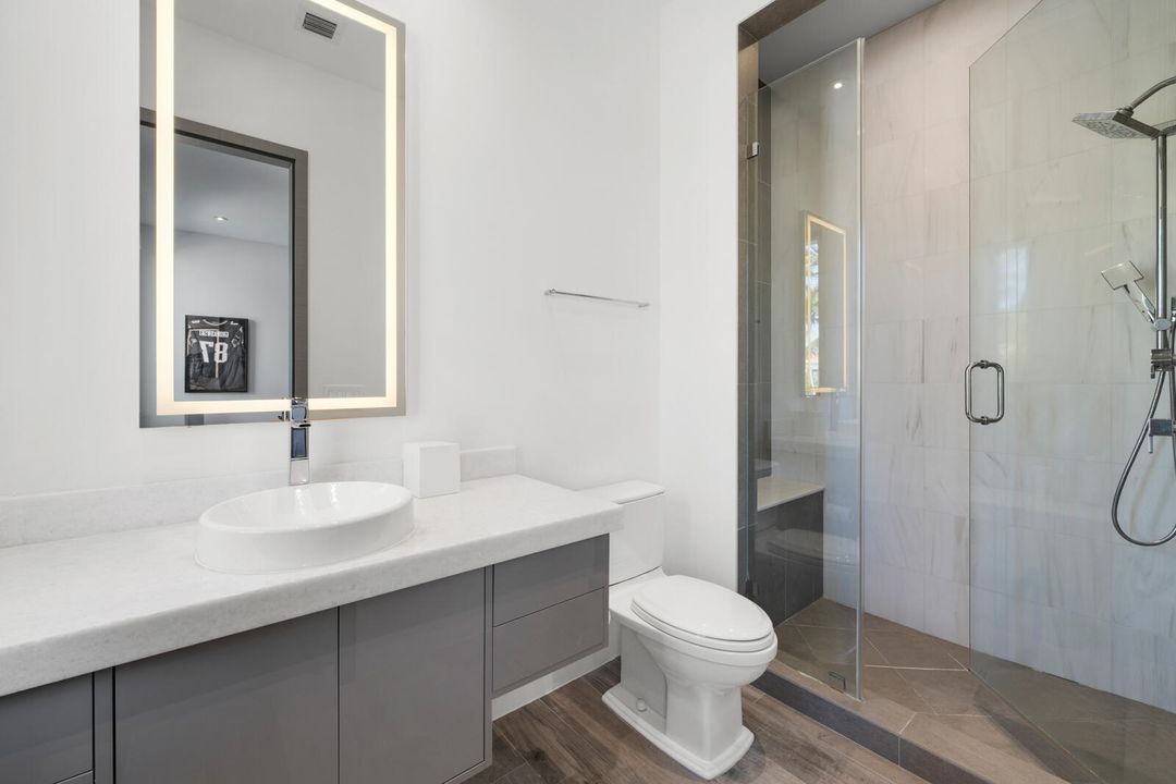 For Sale: $14,495,000 (6 beds, 7 baths, 7911 Square Feet)