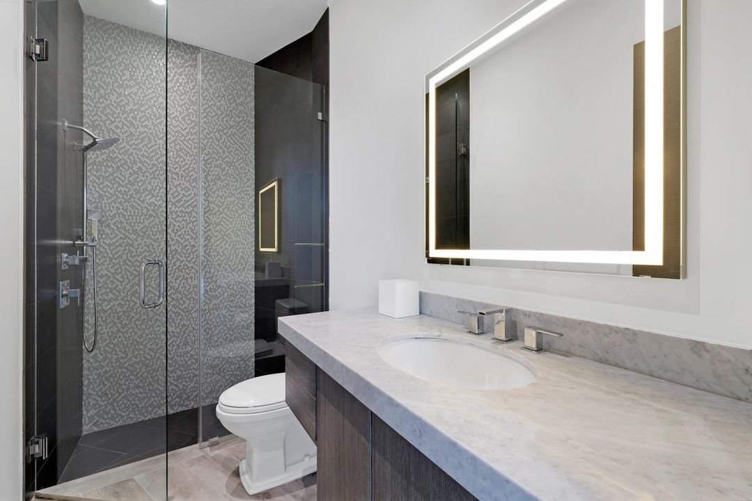 For Sale: $14,495,000 (6 beds, 7 baths, 7911 Square Feet)