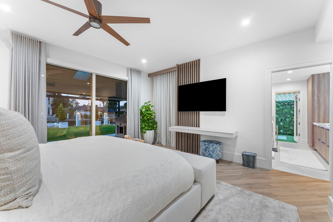 待售: $8,750,000 (8 贝兹, 7 浴室, 6498 平方英尺)