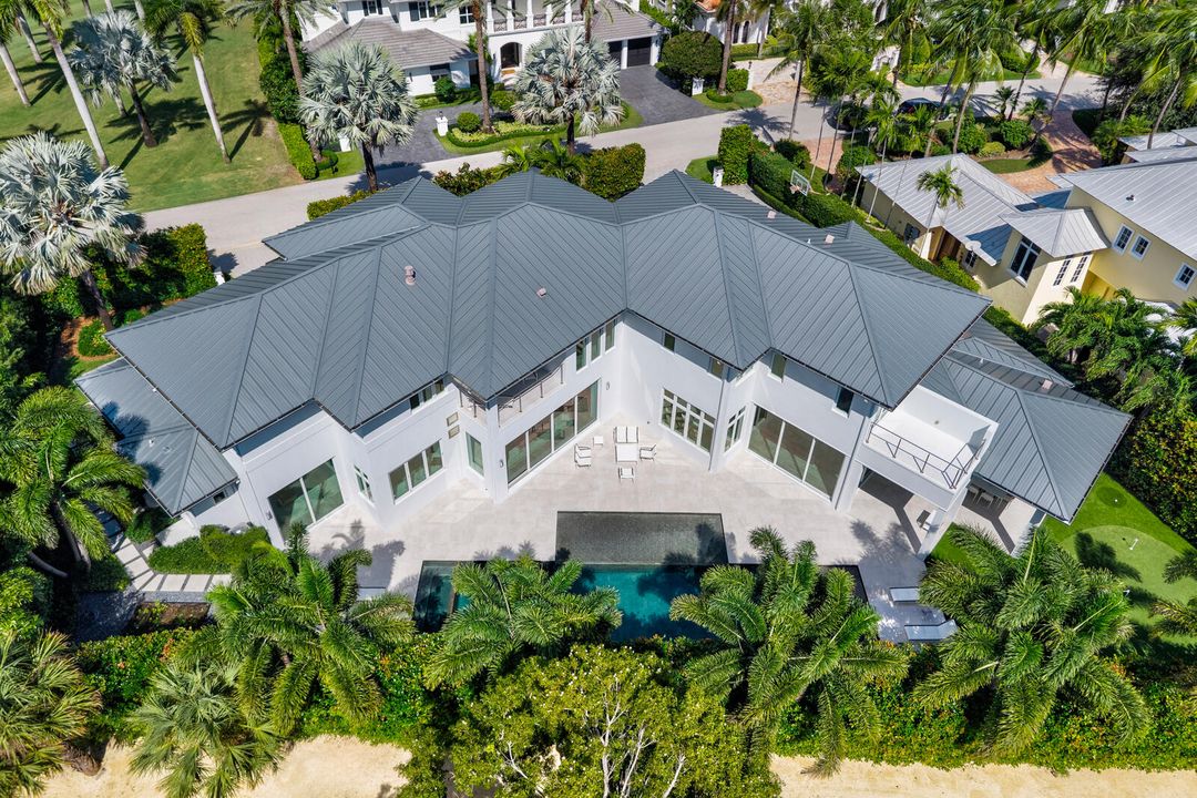 For Sale: $14,495,000 (6 beds, 7 baths, 7911 Square Feet)