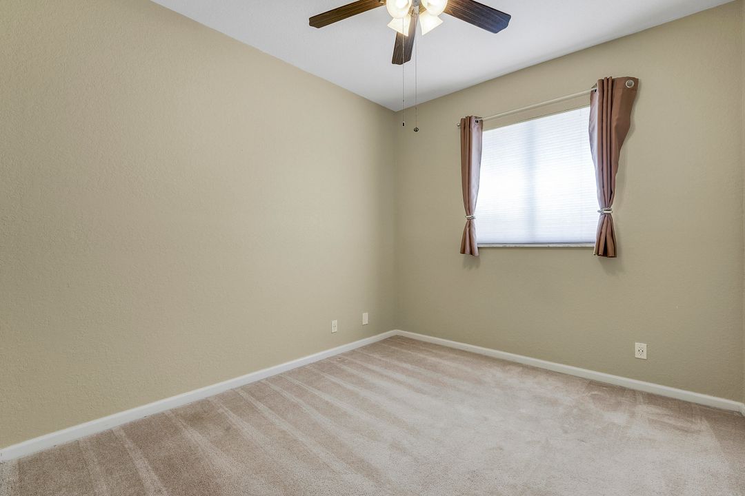 出租: $2,950 (3 贝兹, 2 浴室, 1739 平方英尺)