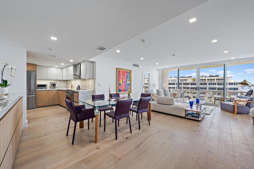 For Sale: $1,250,000 (2 beds, 2 baths, 1212 Square Feet)