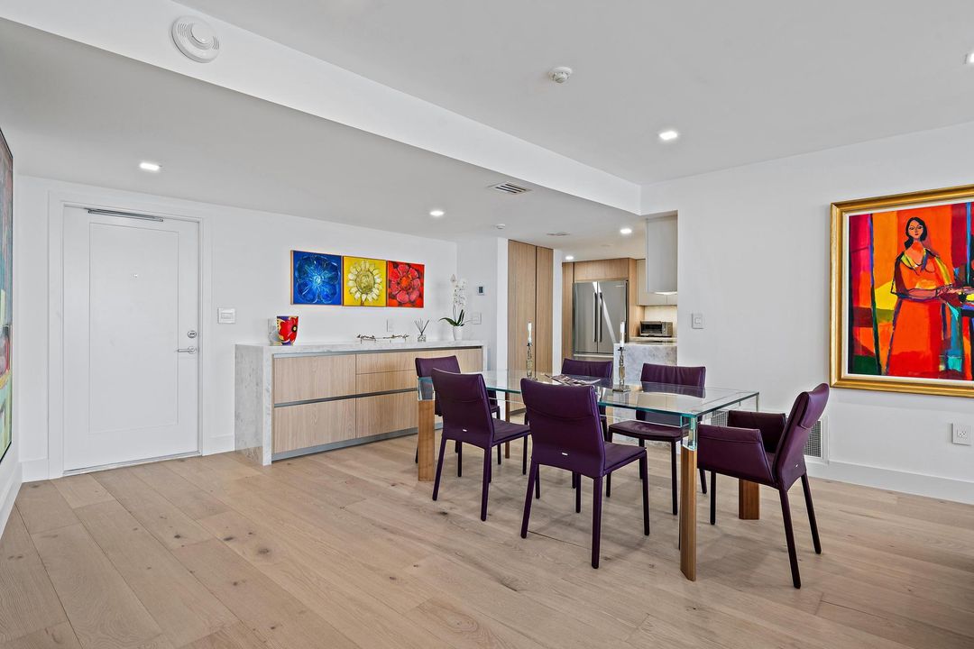 For Sale: $1,250,000 (2 beds, 2 baths, 1212 Square Feet)