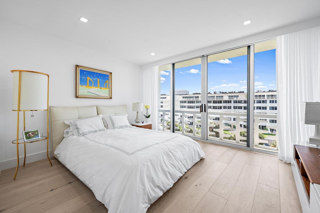 For Sale: $1,250,000 (2 beds, 2 baths, 1212 Square Feet)