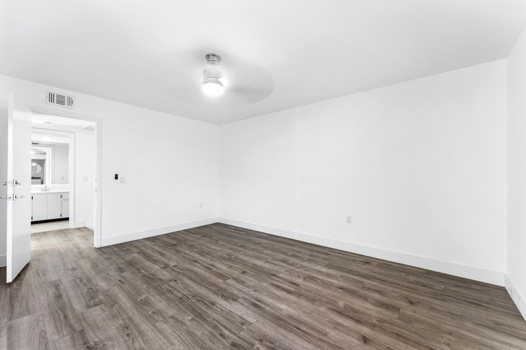 For Rent: $2,800 (3 beds, 2 baths, 1572 Square Feet)