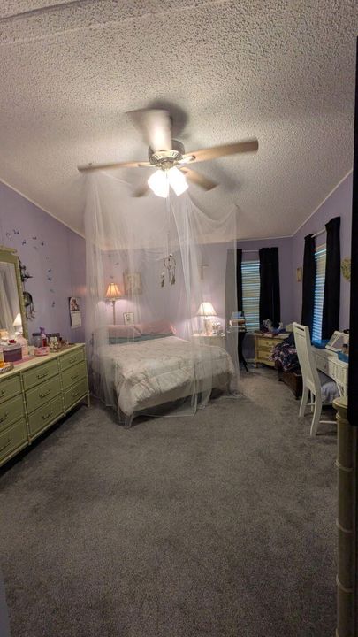 待售: $46,000 (2 贝兹, 2 浴室, 1066 平方英尺)