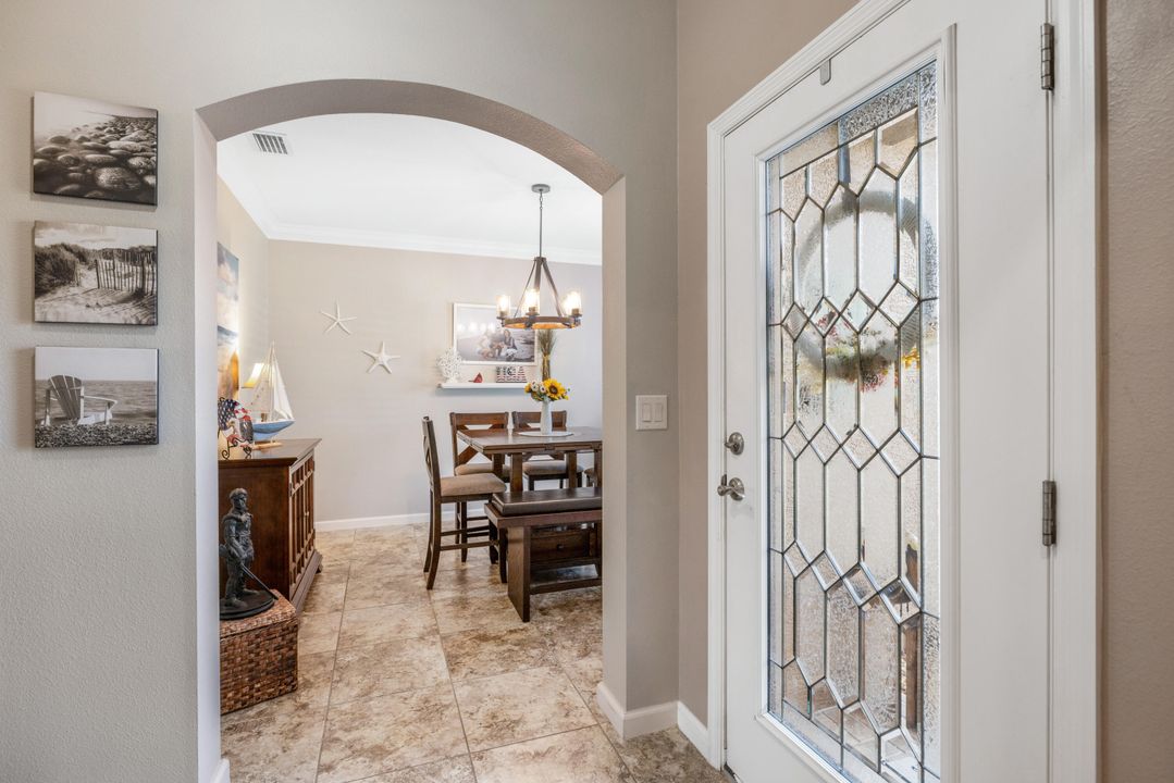 Под контрактом: $455,000 (3 спален, 2 ванн, 1555 Квадратных фут)