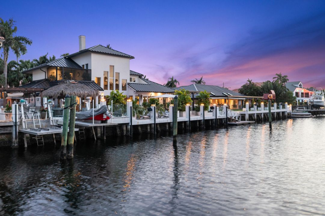 待售: $8,750,000 (8 贝兹, 7 浴室, 6498 平方英尺)