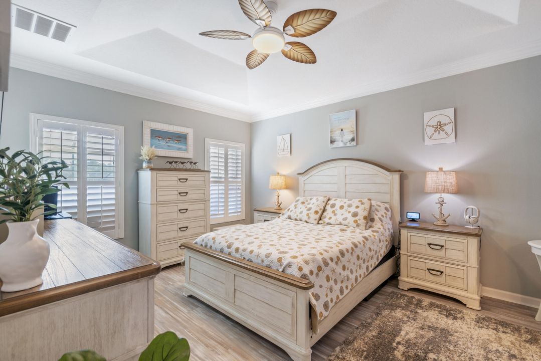 Под контрактом: $455,000 (3 спален, 2 ванн, 1555 Квадратных фут)