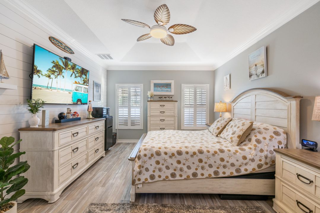 Под контрактом: $455,000 (3 спален, 2 ванн, 1555 Квадратных фут)