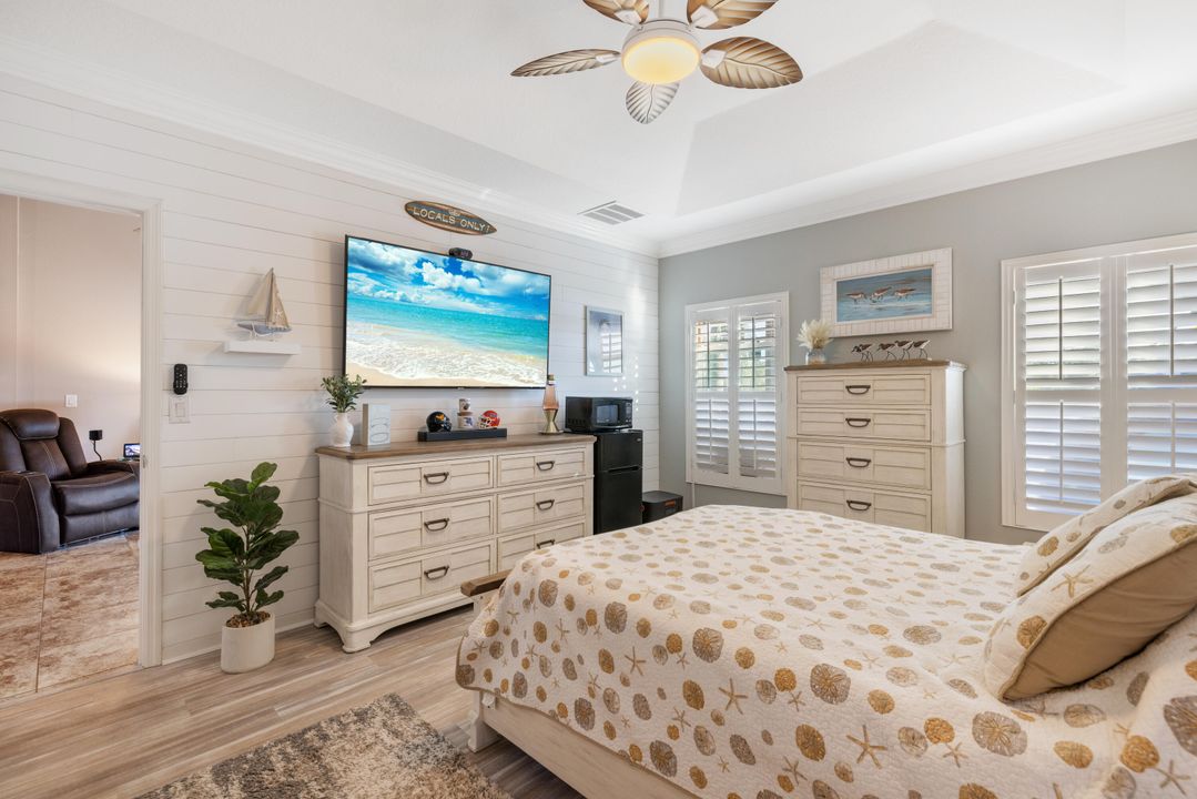 Под контрактом: $455,000 (3 спален, 2 ванн, 1555 Квадратных фут)