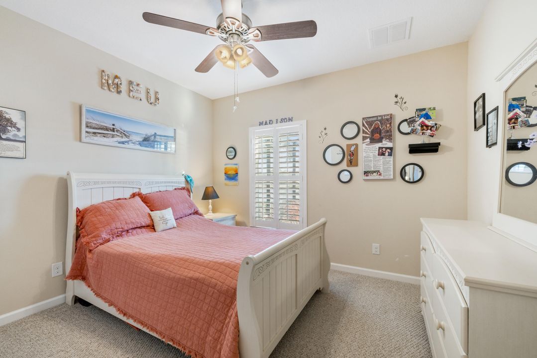 Под контрактом: $455,000 (3 спален, 2 ванн, 1555 Квадратных фут)