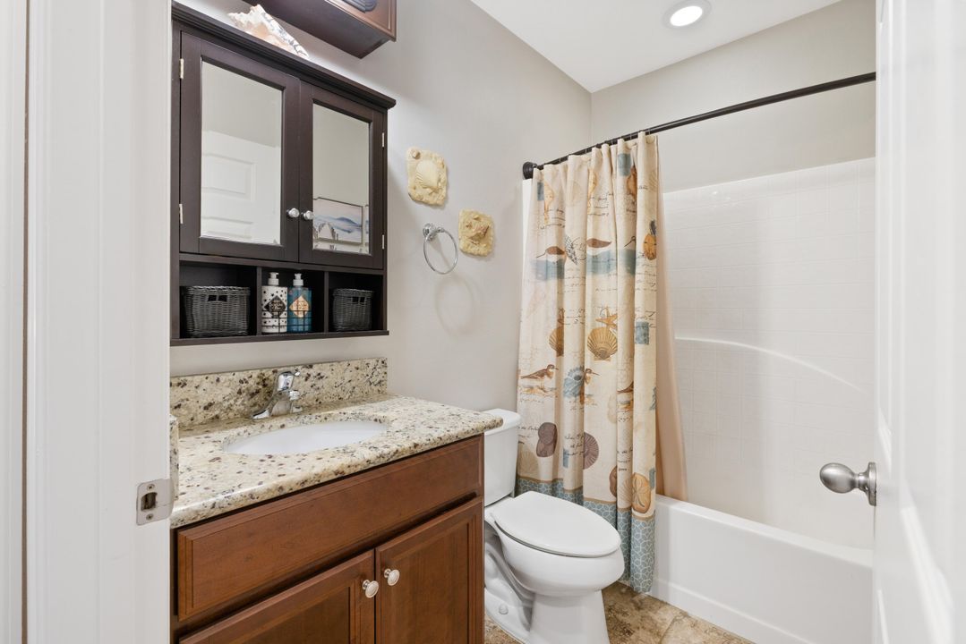 Под контрактом: $455,000 (3 спален, 2 ванн, 1555 Квадратных фут)