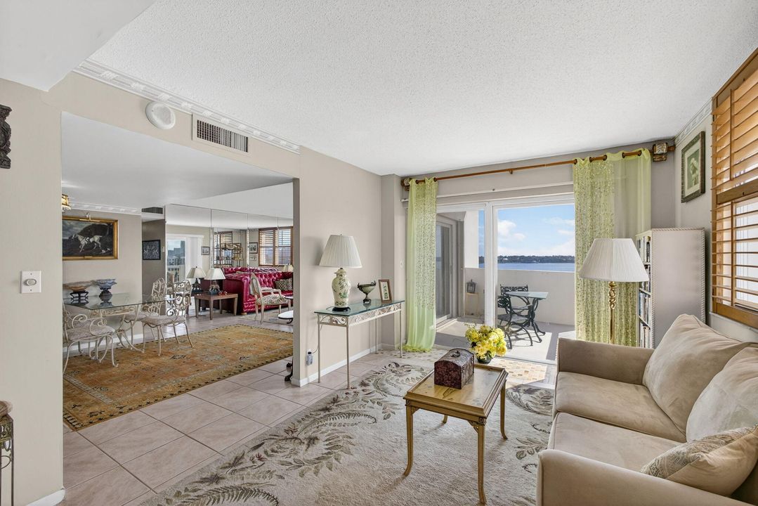 For Sale: $695,000 (3 beds, 2 baths, 1480 Square Feet)