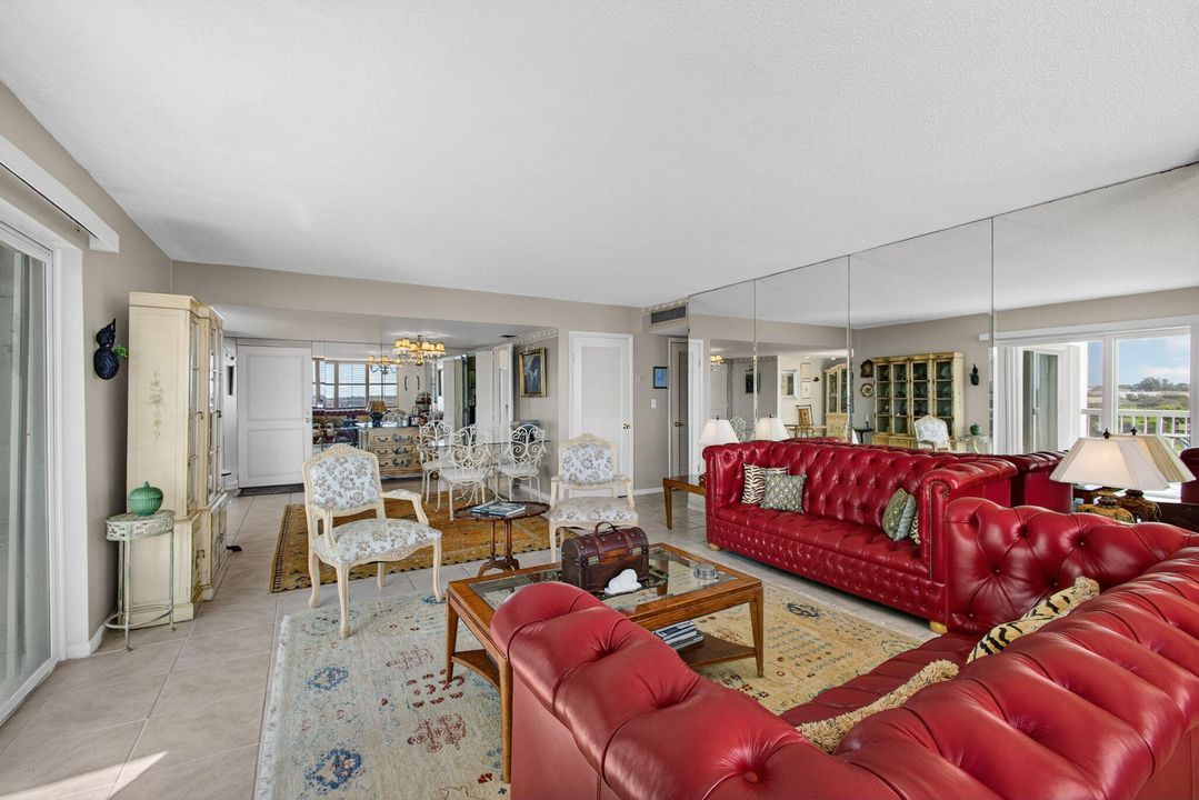 For Sale: $695,000 (3 beds, 2 baths, 1480 Square Feet)