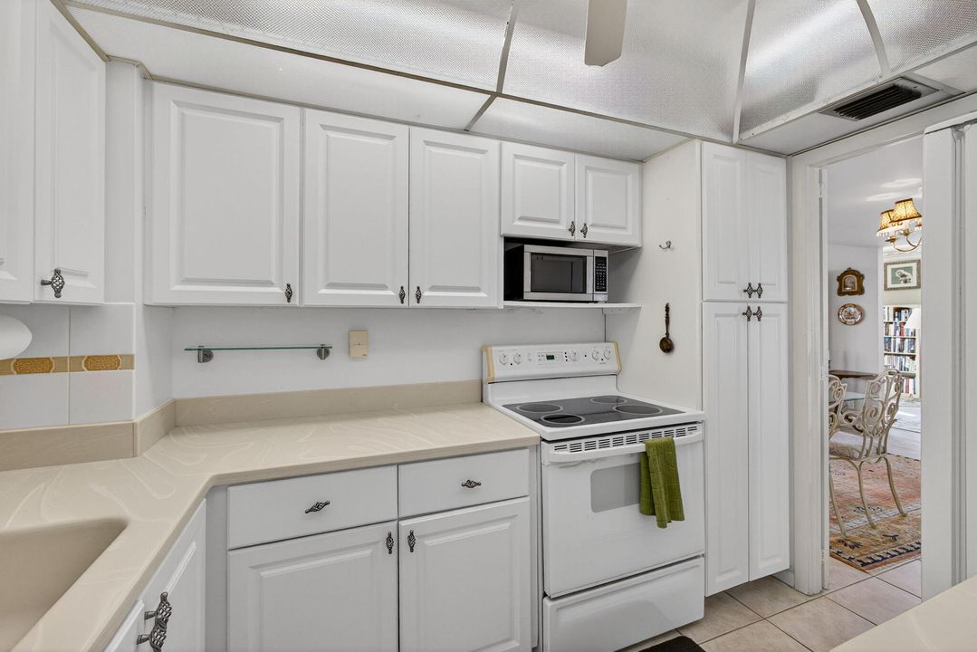 For Sale: $695,000 (3 beds, 2 baths, 1480 Square Feet)