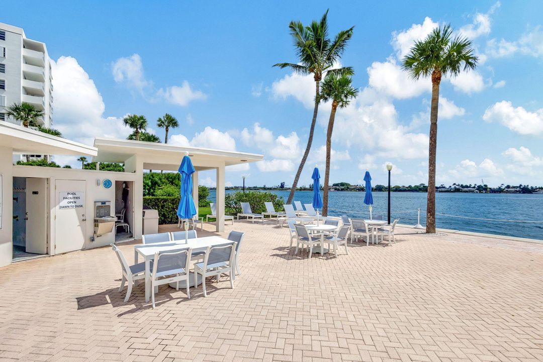 For Sale: $695,000 (3 beds, 2 baths, 1480 Square Feet)