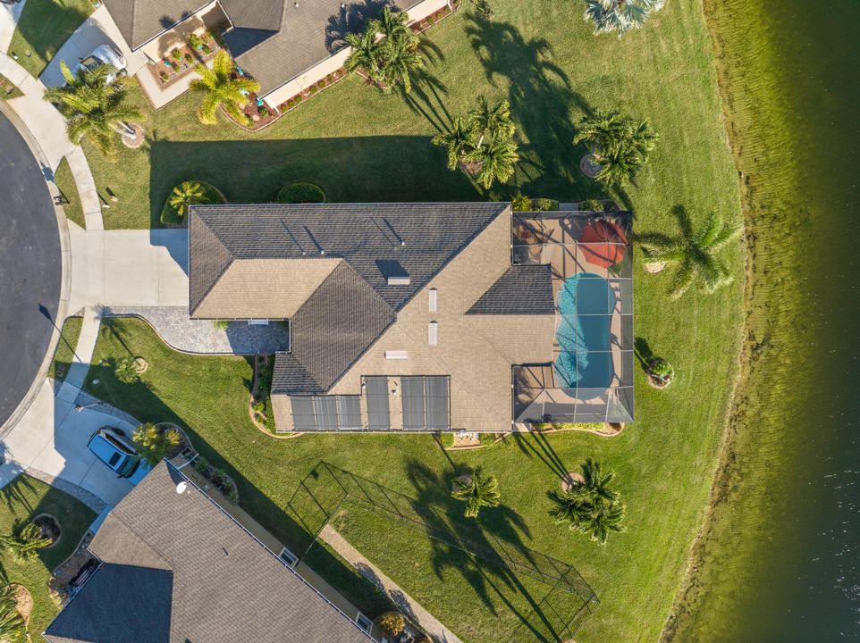 Под контрактом: $455,000 (3 спален, 2 ванн, 1555 Квадратных фут)