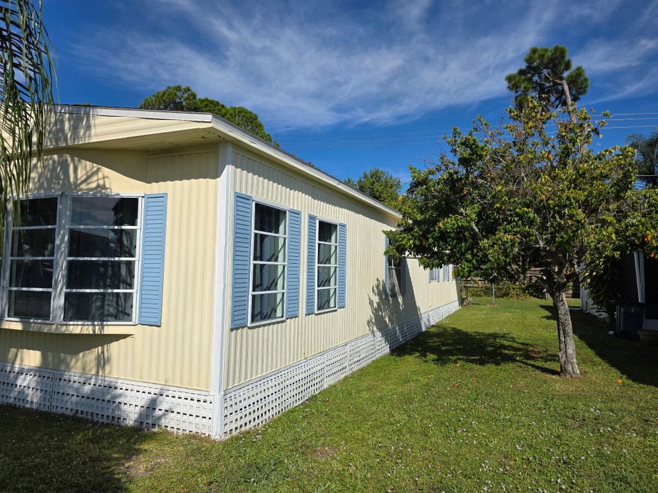 Activo con contrato: $92,500 (2 camas, 2 baños, 1440 Pies cuadrados)