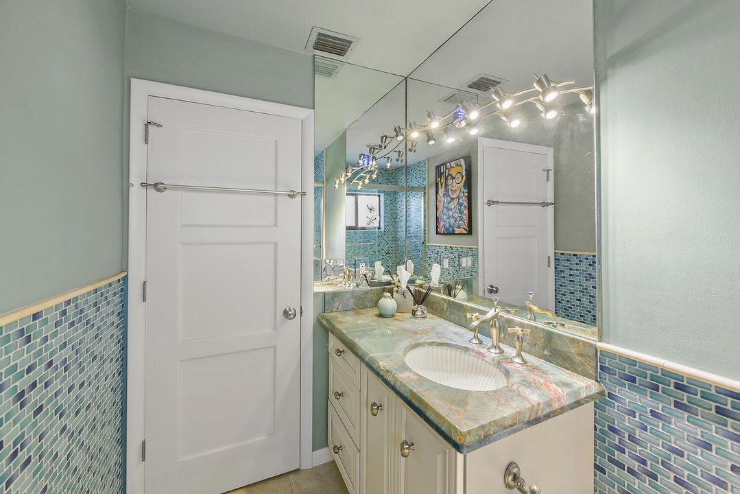 For Sale: $1,030,000 (3 beds, 2 baths, 1863 Square Feet)