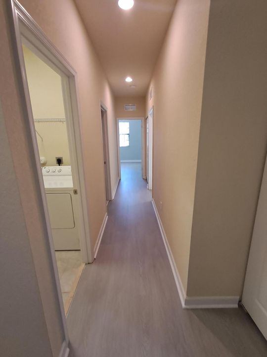 For Rent: $2,900 (3 beds, 2 baths, 1983 Square Feet)