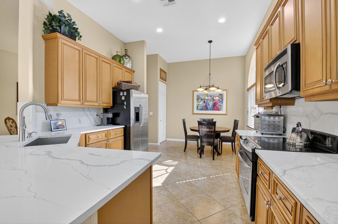 For Sale: $524,500 (3 beds, 2 baths, 2078 Square Feet)